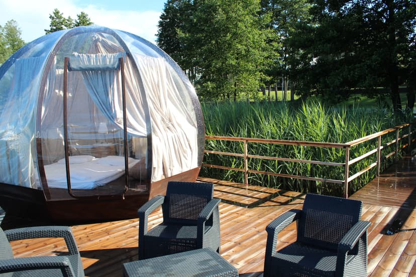 Išskirtinė nakvynė „Oasis Dome“ dviem