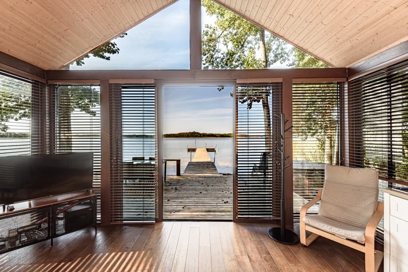 Poilsis DVIEM paplūdimio namuke ant ežero kranto + pirtis visomis savaitės dienomis