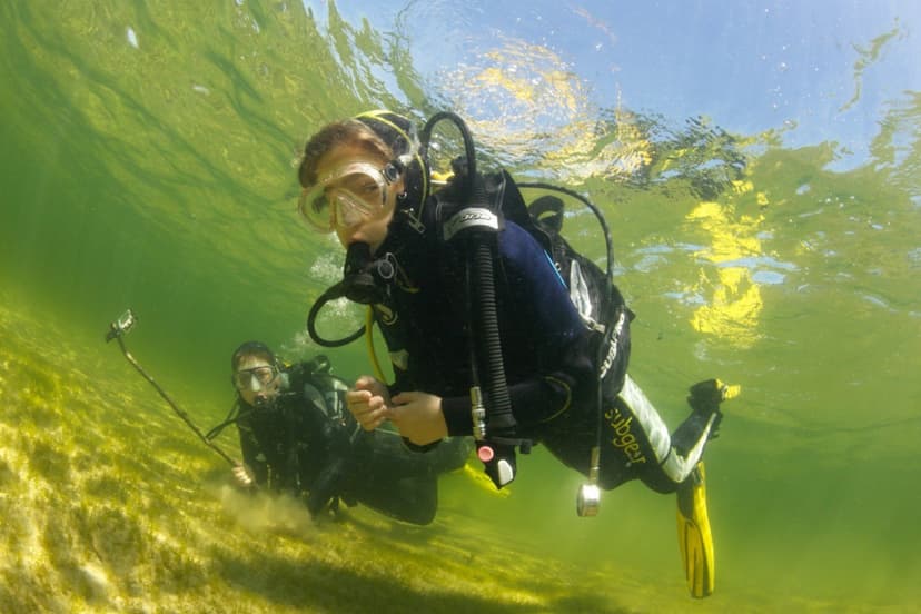 Pažintinis nėrimas ežere su povandenine fotosesija dviem