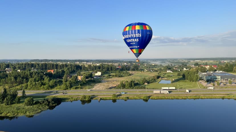 Skrydis oro balionu virš Klaipėdos su „Oreivystės centru – Ballooning.lt“
