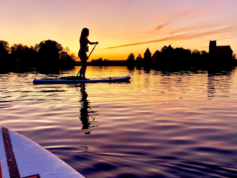 Naktinis žvaigždžių stebėjimas su irklentėmis dviems Trakuose