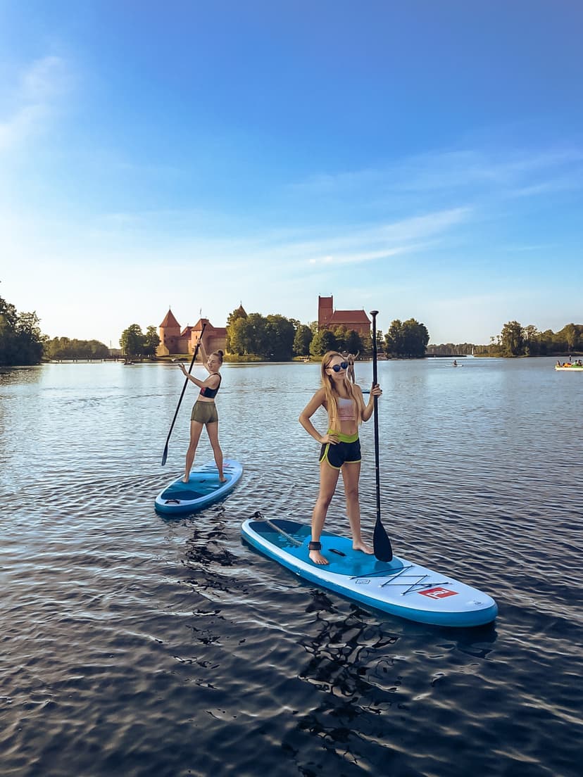 Pasiplaukiojimas irklente dviems Trakuose