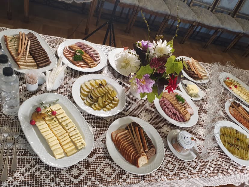 Skonio ekskursija „Dvariškos kulinarijos paslaptys“ rūmuose dviem