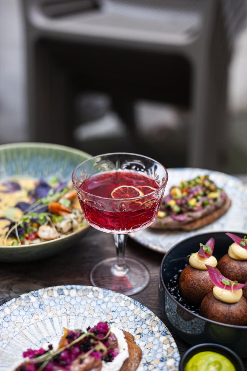 5 patiekalų vakarienė DVIEM restorane „Botanist“