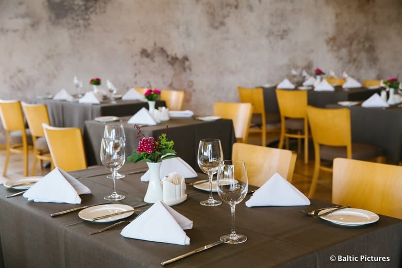 Gardi vakarienė restorane „GADALAIKI“ Latvijoje