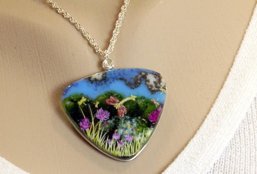 Stiklo papuošalų gamyba