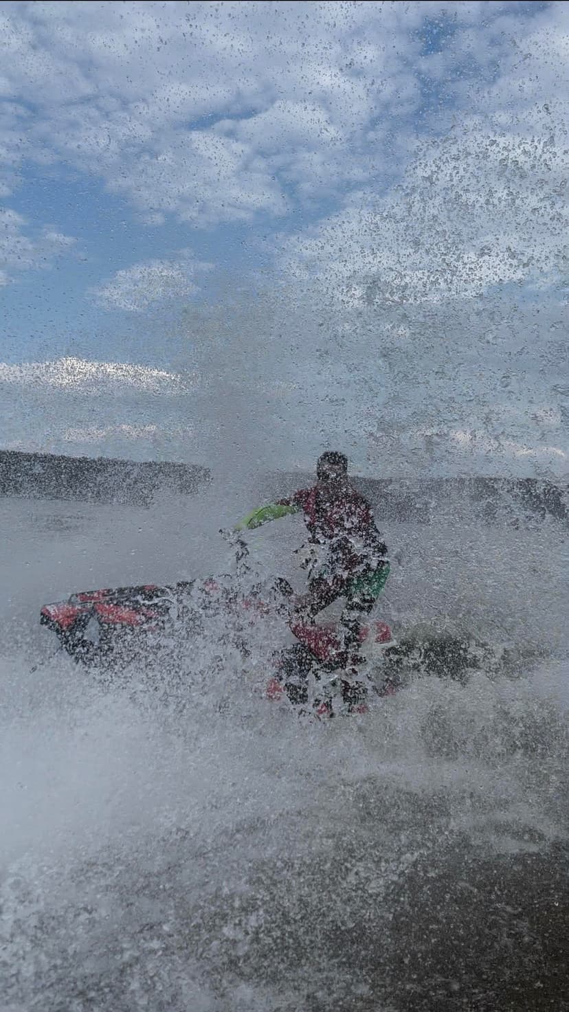 Skriek vandeniu: Kauno marių nuotykiai 30 min.