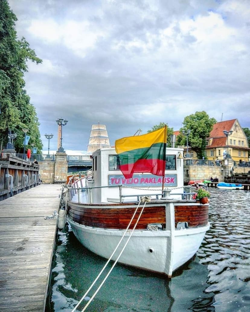 Išskirtinis 2 val. pasiplaukiojimas su draugais laivu „Tu vėjo paklausk“