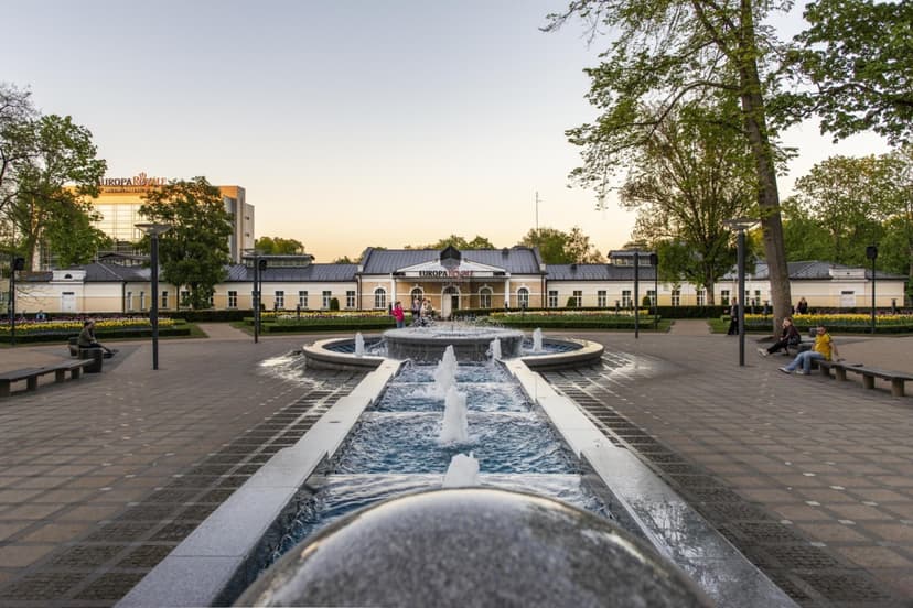 Nakvynė MINI dviviečiame kambaryje + pusryčiai, vandens pramogos