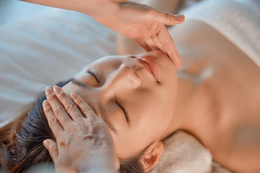 Kobido veido masažas + pečių juostos ir sprando masažas