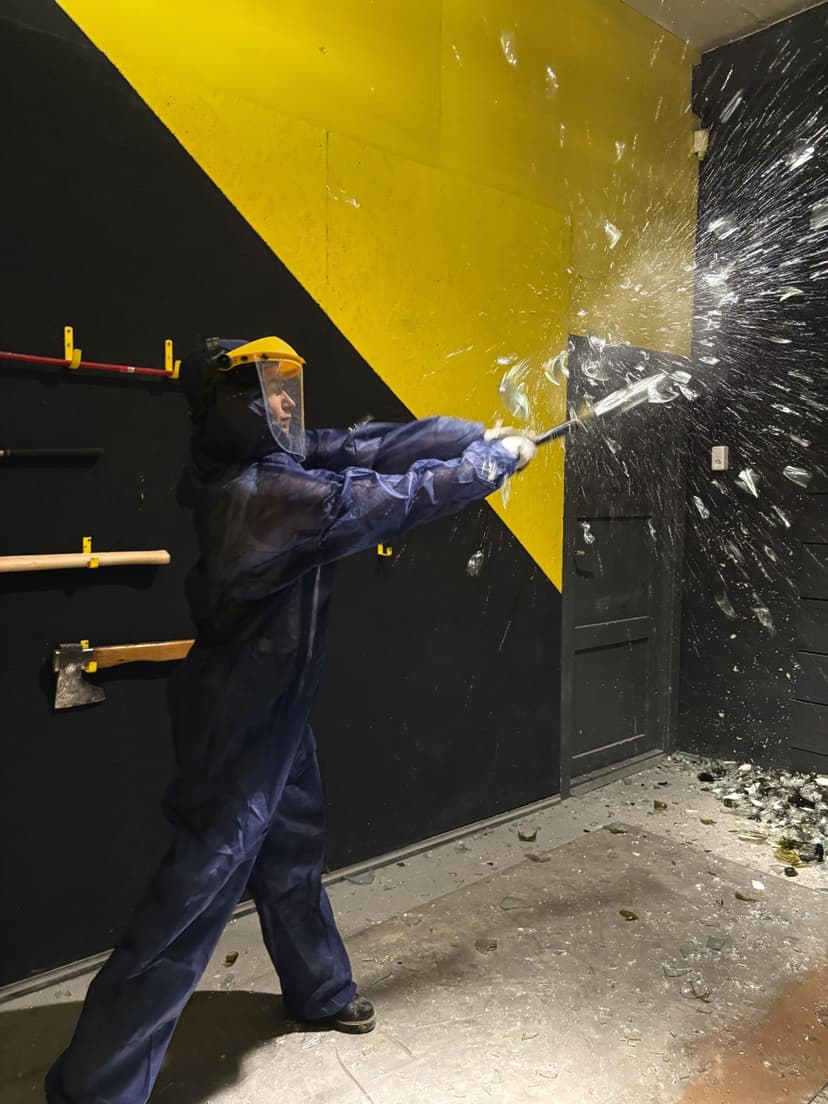 Išdaužyk savo emocijas „Smash Room“ kambaryje Klaipėdoje