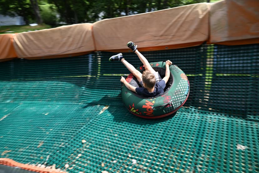 Pramogos DVIEM pramogų parke „Tarzanija“ darbo dienomis