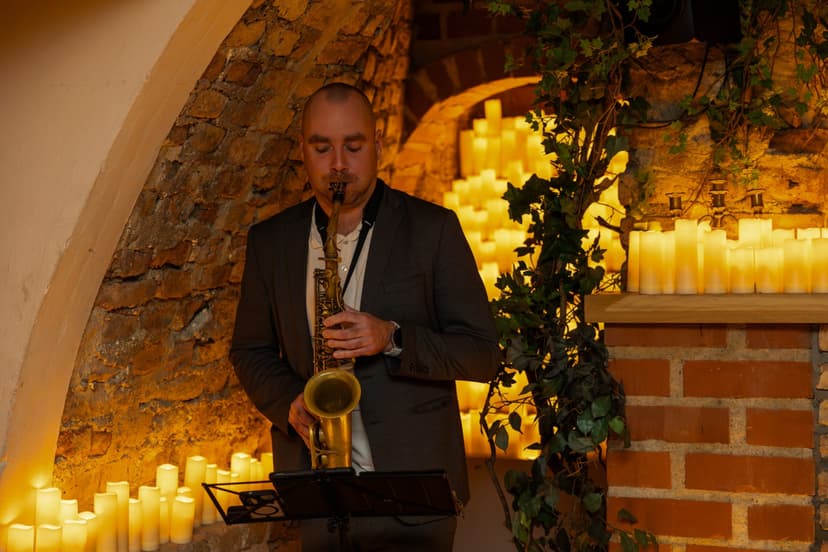 Vakarienė tūkstančio žvakių šviesoje „Candlelit Dinner“ 1 asm.