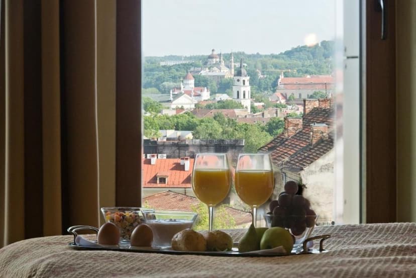 2 naktys Liukso kambaryje viešbutyje „Best Western Vilnius“ 3 asm. ŠEIMAI